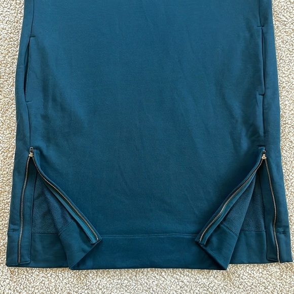 ATHLETA Crosstown Track Dress Size Large - Picture 14 of 16